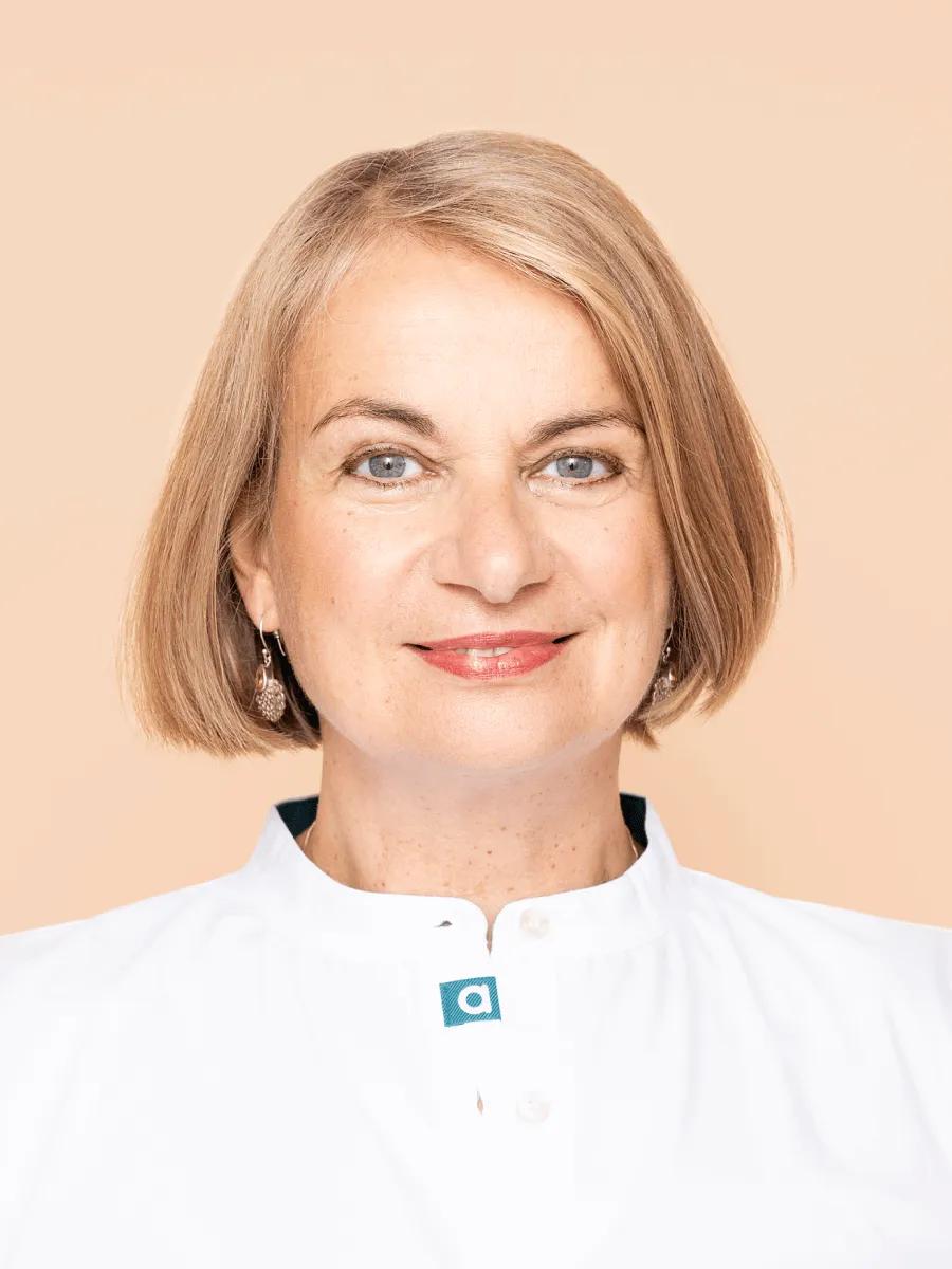Dr. Marion Hofer