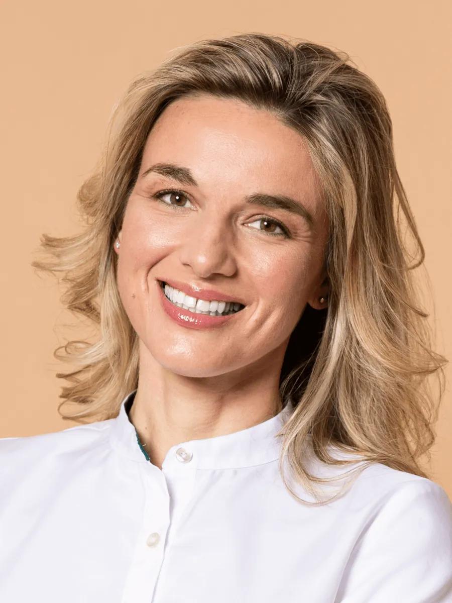 Dr. Senka Schlederer