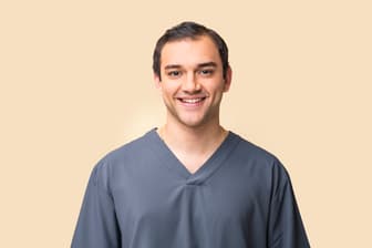 Carlos Pertuz, Medizinische:r Fachangestellte:r bei avi medical