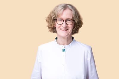 Dr. Claudia Ruhm
