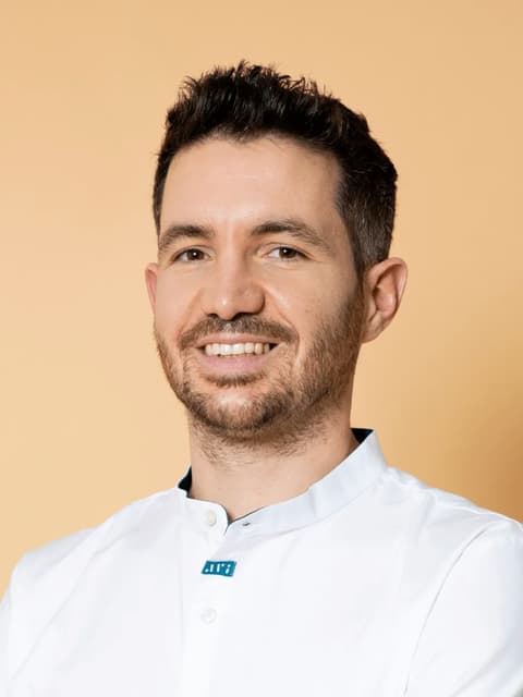 Dr. Mikael Meynard