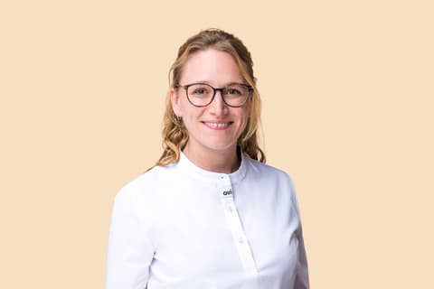 Dr. Luisa Hensky