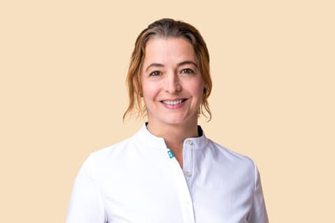 Dr. Anna Beck